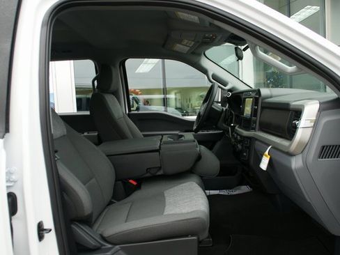 New 2026 Ford F350 XLT image 32