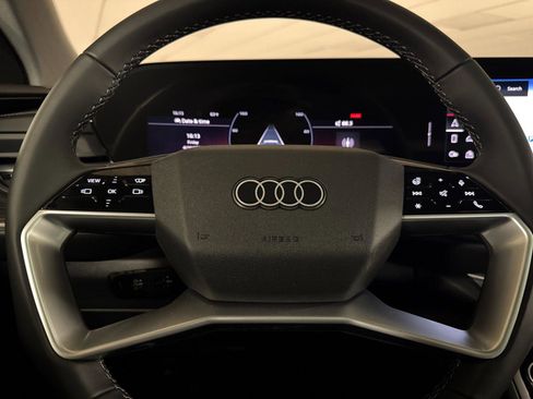 New 2025 Audi Q5 Premium Plus image 22