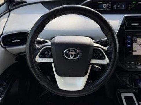 Used 2016 Toyota Prius Two image 14