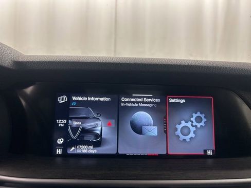 Used 2023 Alfa Romeo Stelvio Ti w/ Active Assist Plus Package image 17