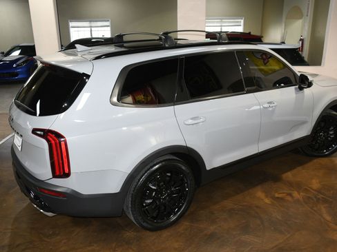 Used 2022 Kia Telluride SX w/ SX Prestige Package image 85