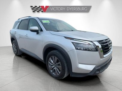 Used 2025 Nissan Pathfinder SV