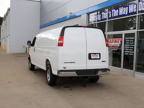 New 2025 GMC Savana 3500 Extended w/ Driver Convenience Package RWD image 8