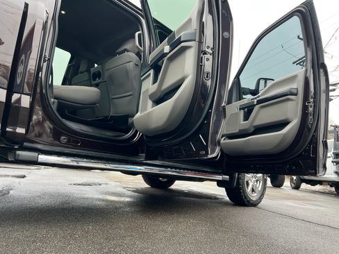 Used 2018 Ford F150 XLT w/ Max Trailer Tow Package image 30