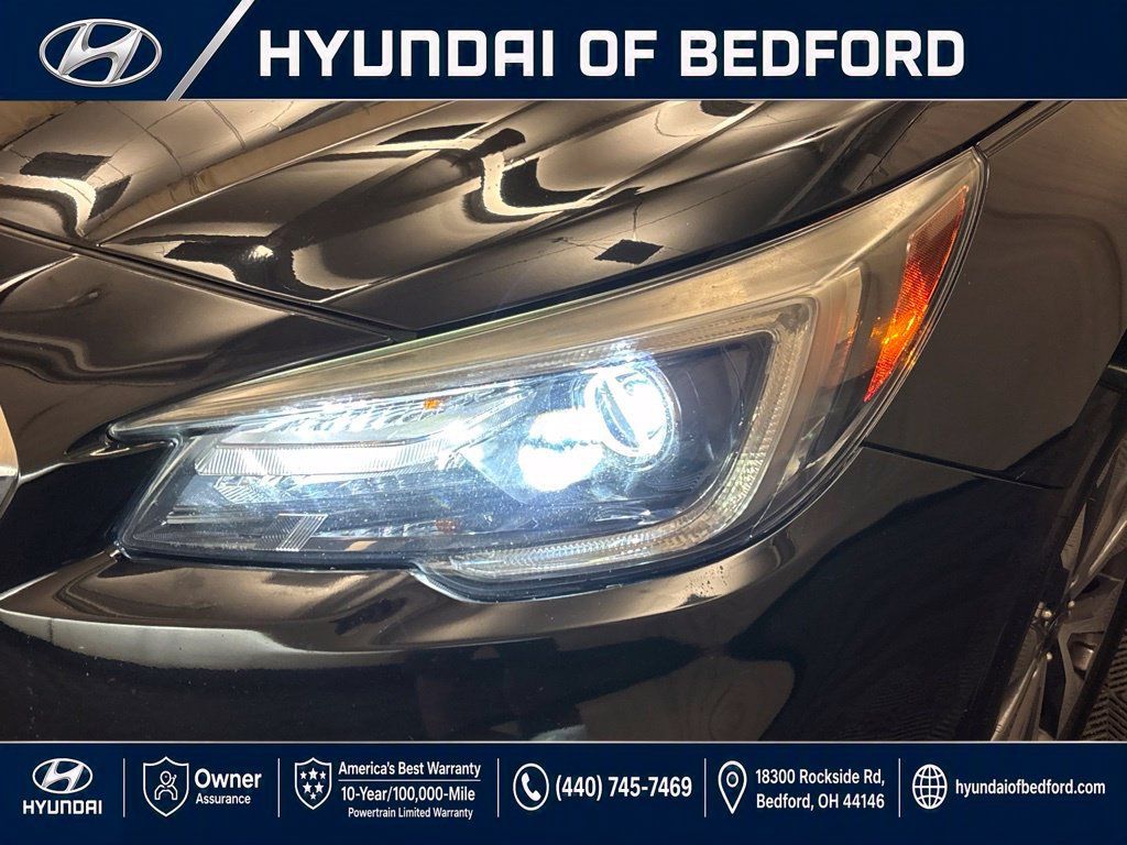 Used 2018 Subaru Outback 3.6R Touring AWD/4WD image 11