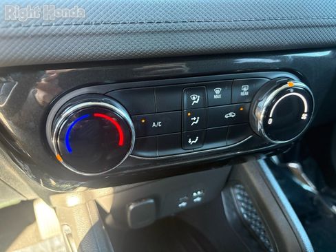 Used 2024 Chevrolet TrailBlazer LT image 26