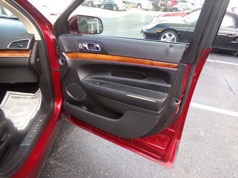 Used 2014 Lincoln MKT AWD w/ Equipment Group 201A image 37