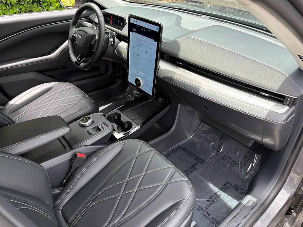 Used 2023 Ford Mustang Mach-E Select RWD image 33