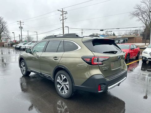 Certified 2022 Subaru Outback Touring w/ Popular Package #2 image 11