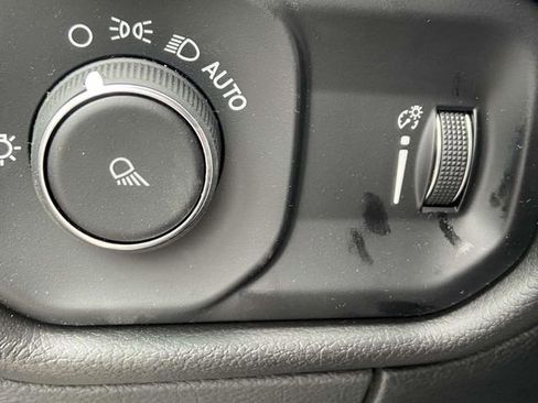 New 2024 RAM 3500 Tradesman w/ Chrome Appearance Group image 29