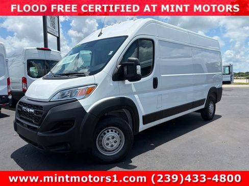 Used 2024 RAM ProMaster 2500 w/ Power Group FWD image 1