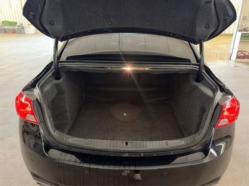 Used 2017 Chevrolet Impala Premier FWD image 11