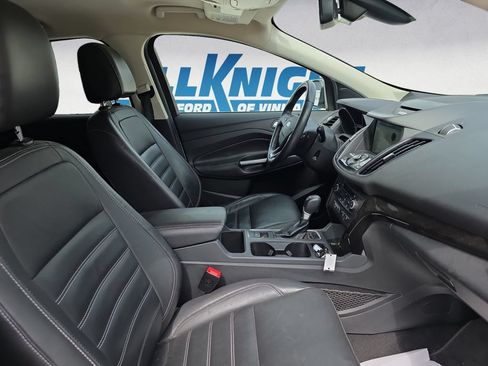 Used 2017 Ford Escape Titanium AWD/4WD image 15