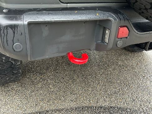 Certified 2022 Jeep Wrangler Unlimited Rubicon w/ Xtreme Recon 35" Tire Package image 43