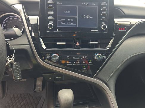 Used 2024 Toyota Camry LE FWD image 15