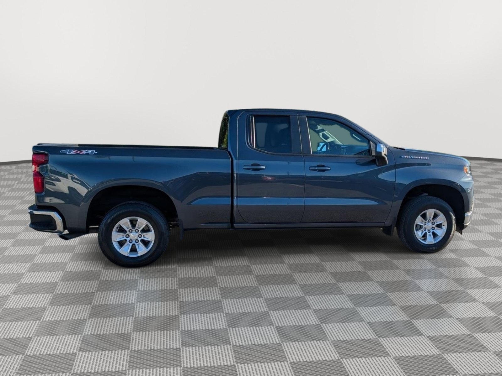 Used 2022 Chevrolet Silverado 1500 LT w/ Bed Protection Package AWD/4WD image 6