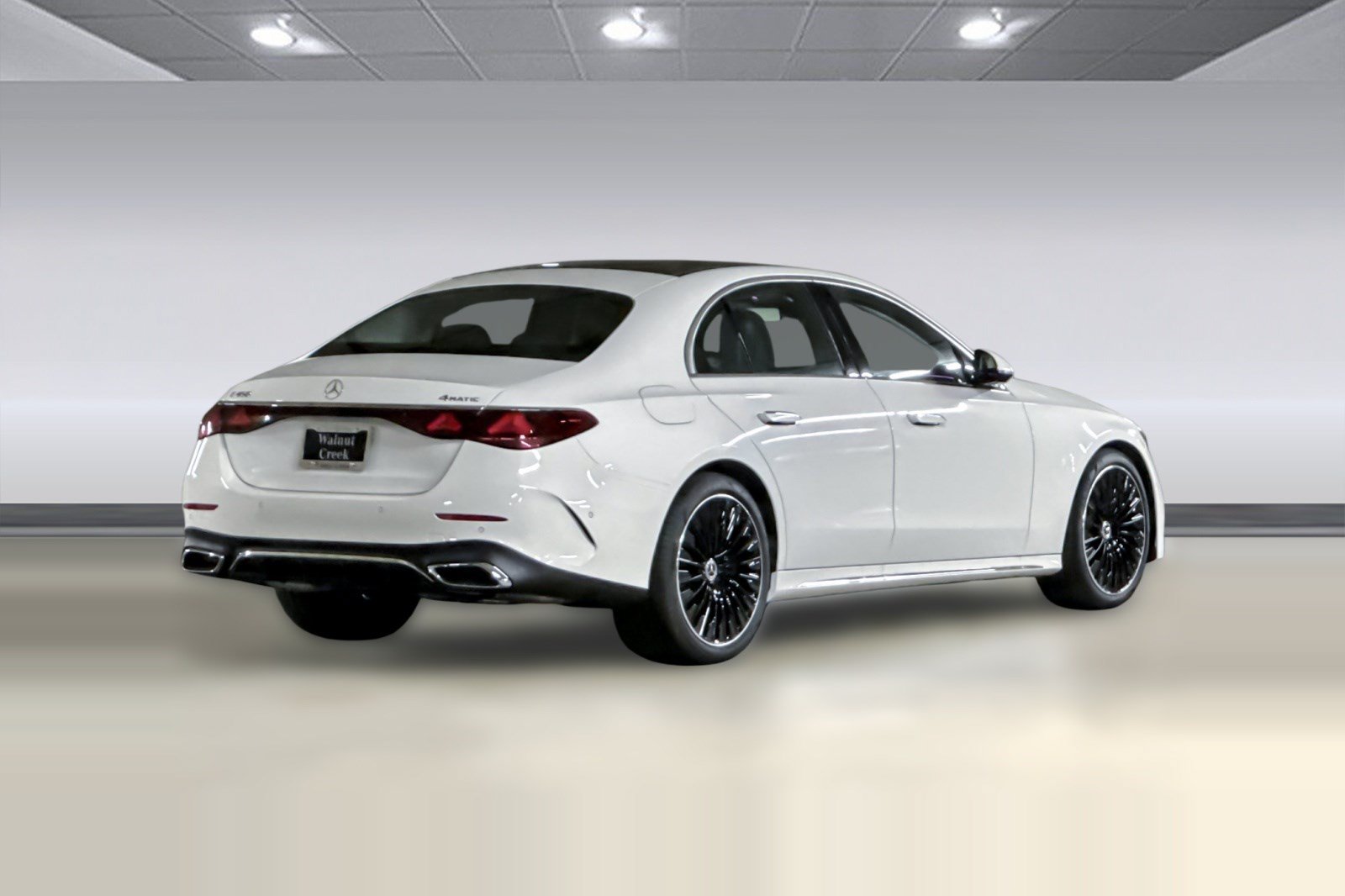 New 2026 Mercedes-Benz E 450 4MATIC Sedan image 9