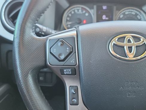 Used 2019 Toyota Tacoma SR5 RWD image 20
