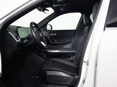 Used 2025 BMW X1 xDrive28i w/ Convenience Package AWD/4WD image 10
