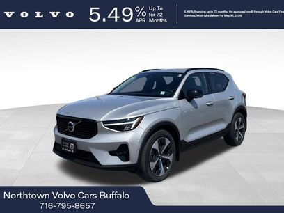 Used 2023 Volvo XC40 B5 Plus w/ Driver Assist Package