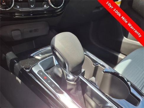 New 2025 Chevrolet Trax LT w/ LT Convenience Package image 22