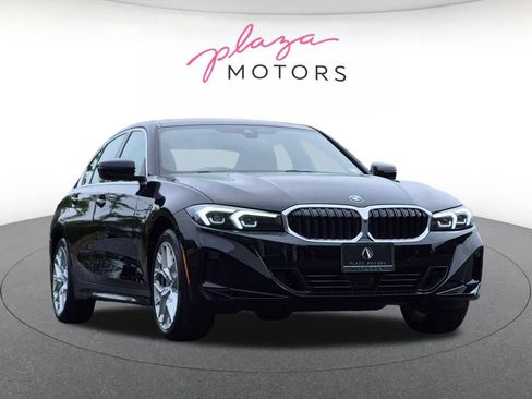 Certified 2025 BMW 330i xDrive Sedan w/ Premium Package AWD/4WD image 3