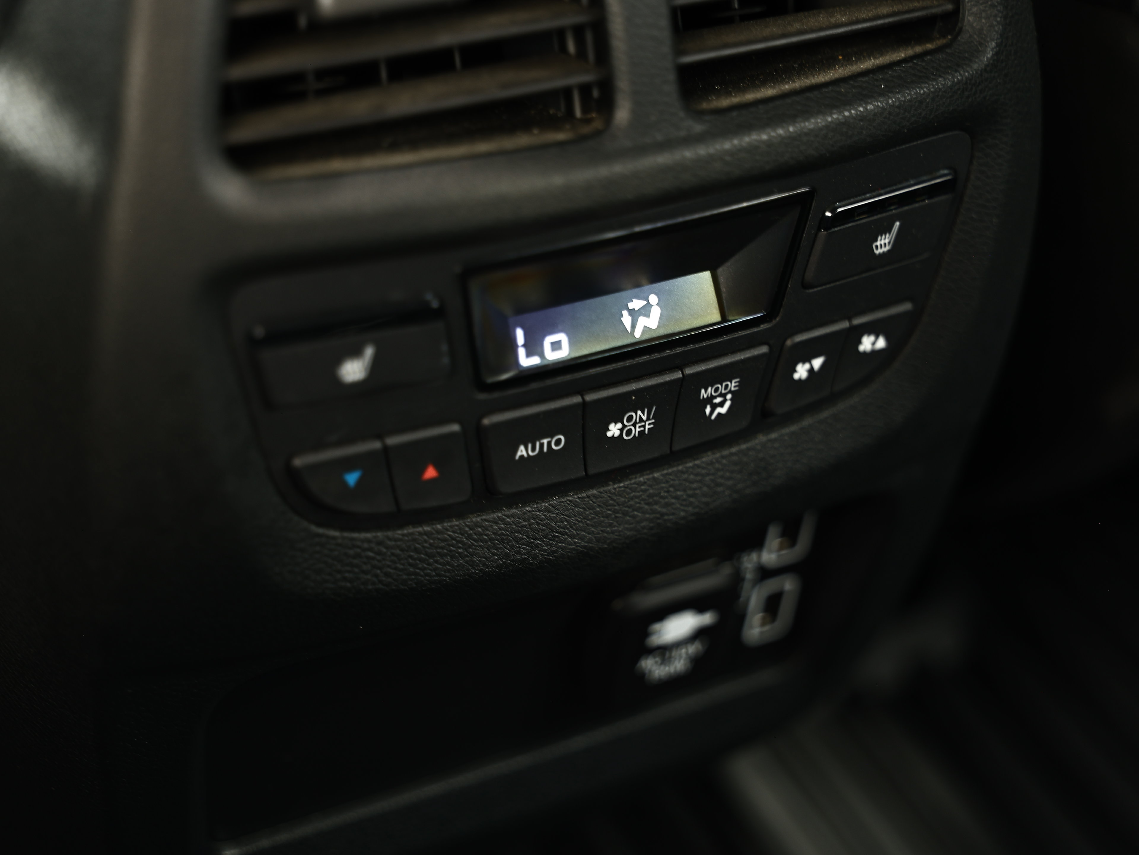 Used 2023 Honda Passport Elite image 29