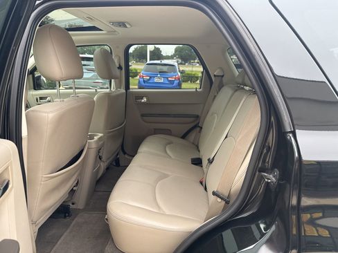 Used 2008 Mercury Mariner Premier AWD/4WD image 5