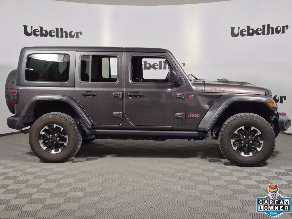 Used 2025 Jeep Wrangler Unlimited Rubicon AWD/4WD image 8