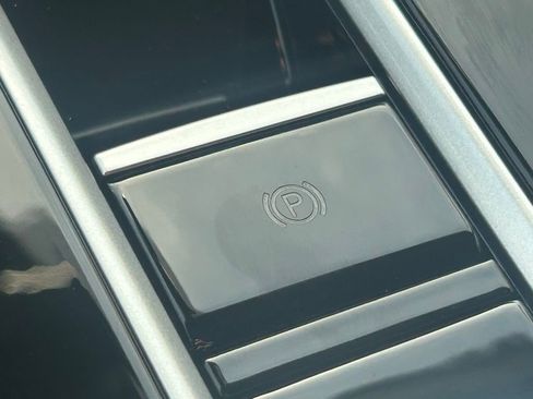 New 2026 Volkswagen Atlas SE FWD image 56