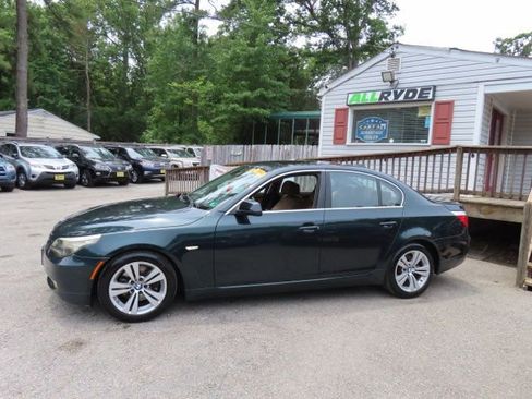 Used 2010 BMW 528i Sedan RWD image 8