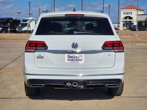 Used 2019 Volkswagen Atlas SE w/ Towing Package image 7