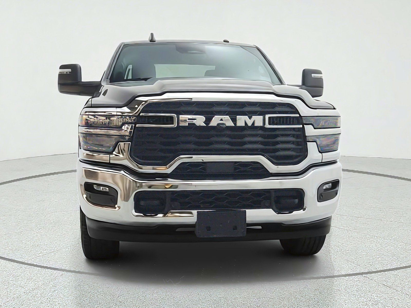 Used 2026 RAM 2500 Big Horn AWD/4WD image 2