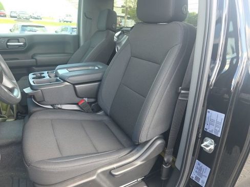 Used 2025 Chevrolet Silverado 1500 W/T w/ WT Value Package image 4