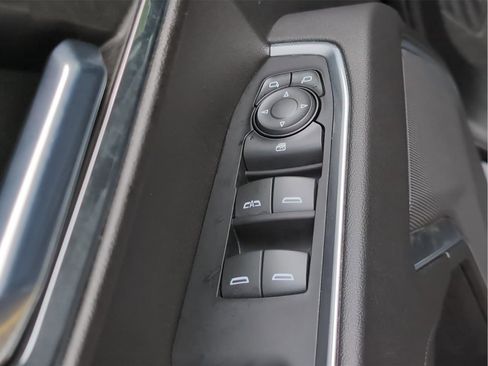 Used 2022 GMC Sierra 1500 SLE AWD/4WD image 14