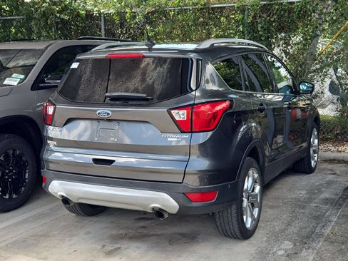 Used 2019 Ford Escape Titanium AWD/4WD image 6