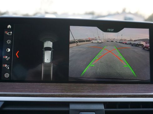 Used 2019 BMW X3 xDrive30i w/ Premium Package image 13