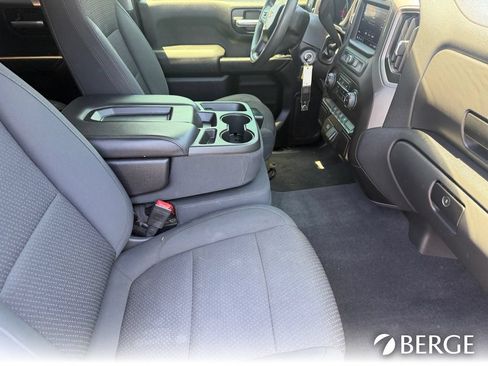 Used 2020 Chevrolet Silverado 1500 Custom w/ Custom Value Package RWD image 13
