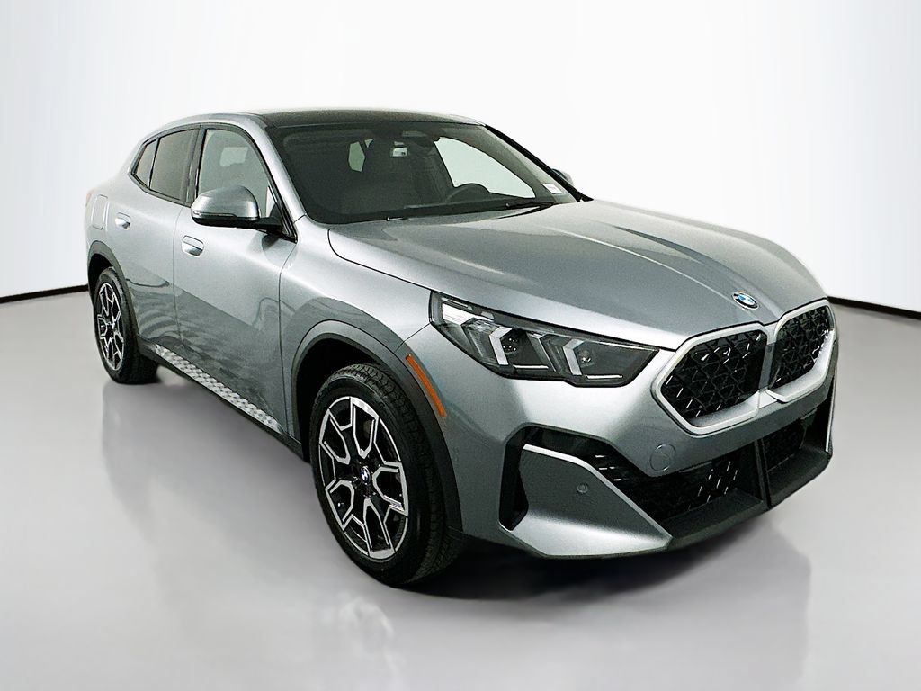 Used 2026 BMW X2 xDrive28i w/ Convenience Package AWD/4WD image 3