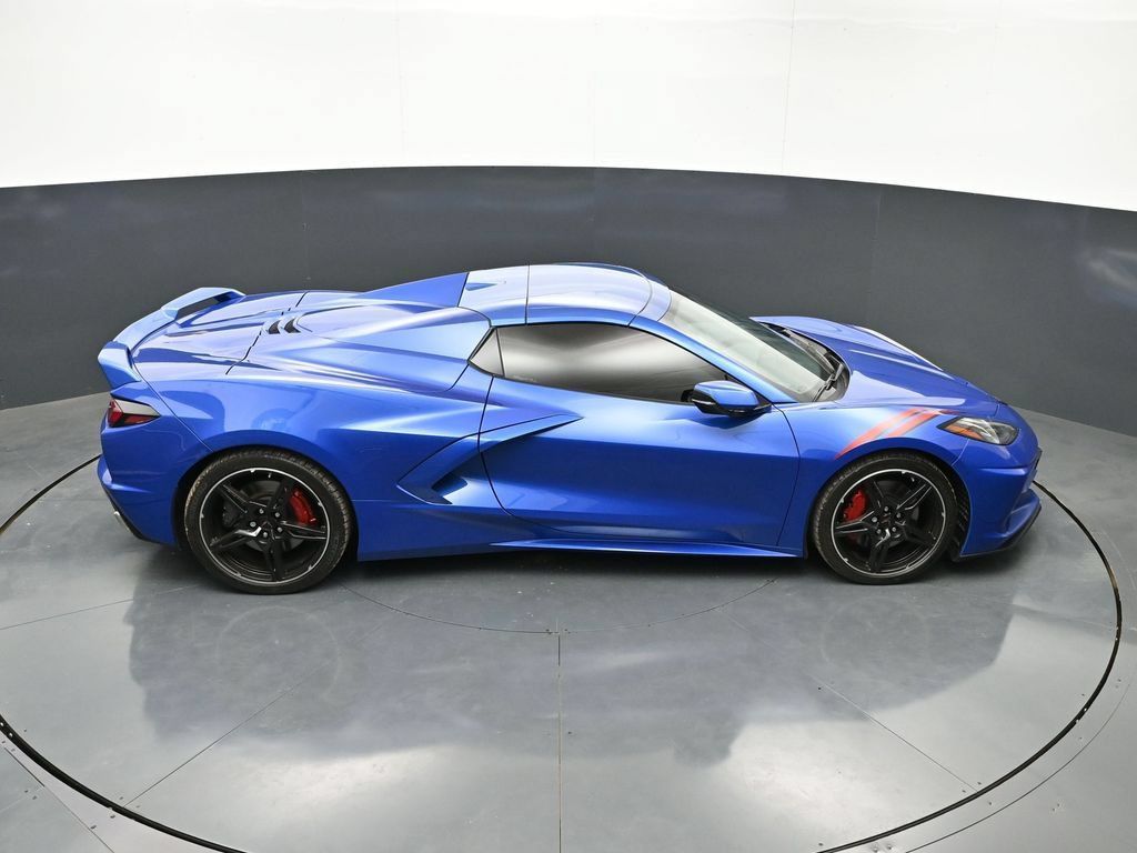Used 2022 Chevrolet Corvette Stingray Premium Conv w/ Z51 Performance Package RWD image 37