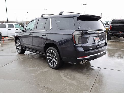 Used 2025 Chevrolet Tahoe High Country image 4