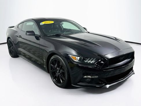 Used 2017 Ford Mustang GT Premium w/ Equipment Group 401A RWD image 2
