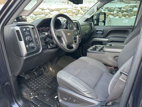 Used 2015 Chevrolet Silverado 2500 LT w/ LT Convenience Package image 9