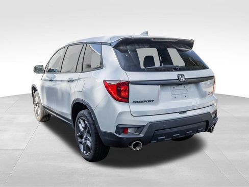 Used 2023 Honda Passport EX-L image 10