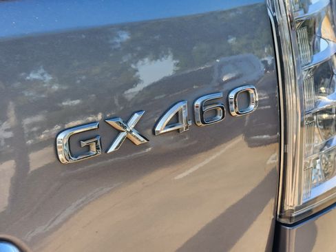 Used 2017 Lexus GX 460 AWD/4WD image 39
