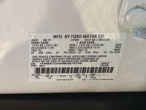 Used 2021 Ford Explorer XLT w/ Equipment Group 202A RWD image 14