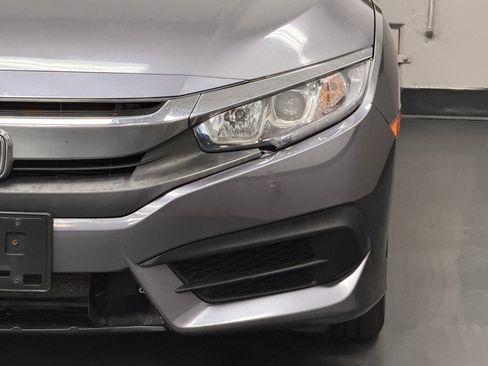 Used 2016 Honda Civic EX image 8