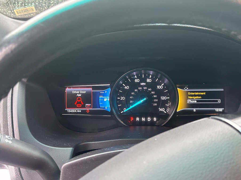 Used 2016 Ford Explorer Limited FWD image 9