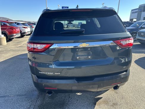 Used 2018 Chevrolet Traverse LT image 9