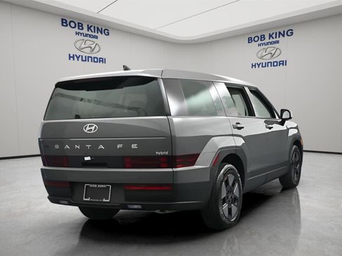 New 2026 Hyundai Santa Fe SE FWD image 10